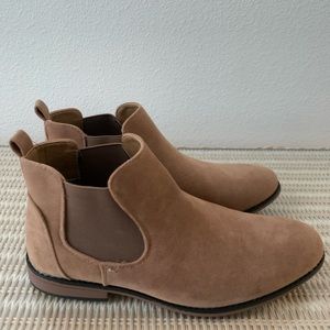 Men’s Chelsea boots size 8 UK 9 US
